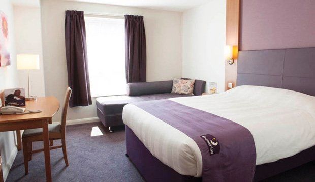 Premier Inn Stratford Upon Avon Waterways Exterior photo